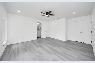 6314 Silver Chalice Drive, Houston, TX 77088 - Photo 27