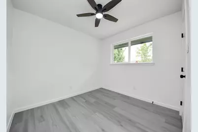 6314 Silver Chalice Drive, Houston, TX 77088 - Photo 33