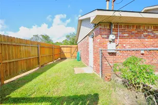 1005 Wilburn St, League City, TX 77573 - Photo 17