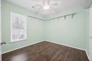 116 N Acacia Park Cir, The Woodlands, TX 77832 - Photo 35