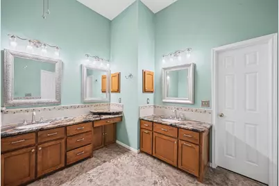116 N Acacia Park Circle, The Woodlands, TX 77832 - Photo 25