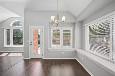 116 N Acacia Park Circle, The Woodlands, TX 77832 - Photo 19