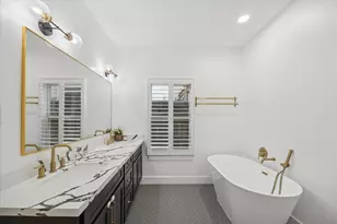 207 Tabor St, Houston, TX 77009 - Photo 15