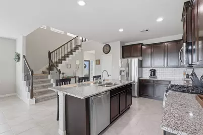 3725 Lancer Circle, Pearland, TX 77581 - Photo 5