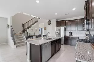 3725 Lancer Cir, Pearland, TX 77581 - Photo 5