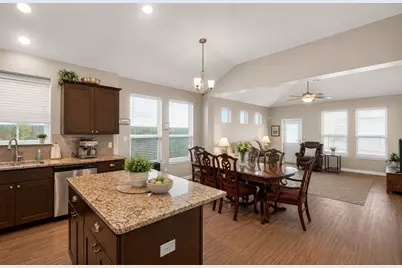 339 Brushy Creek, Victoria, TX 77904 - Photo 5