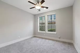 3526 Napavine Ln, Houston, TX 77008 - Photo 11
