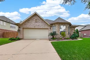 13719 Saxony Dr, Sugar Land, TX 77498 - Photo 1