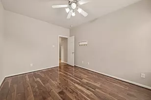 13719 Saxony Dr, Sugar Land, TX 77498 - Photo 31
