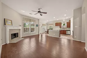 13719 Saxony Dr, Sugar Land, TX 77498 - Photo 11