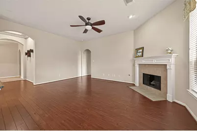 13719 Saxony Drive, Sugar Land, TX 77498 - Photo 9