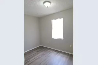 1218 1st Avenue N, Texas City, TX 77590 - Photo 9