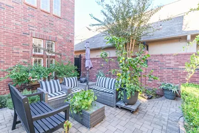 11413 Gallant Ridge Lane, Houston, TX 77082 - Photo 9