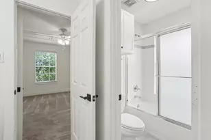 1470 Springrock Ln, Houston, TX 77055 - Photo 23