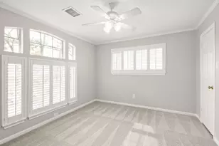 5623 Sycamore Creek Dr, Houston, TX 77345 - Photo 17