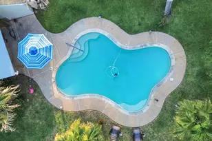 20202 Deer Run Rd, Damon, TX 77430 - Photo 37