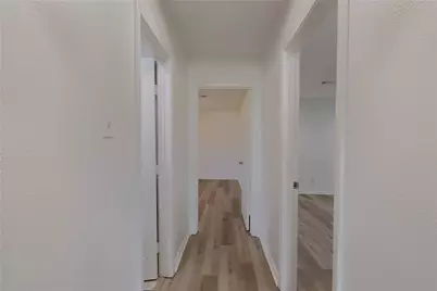 11810 Fieldcrest Drive, La Porte, TX 77571 - Photo 9