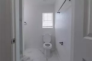 11810 Fieldcrest Dr, La Porte, TX 77571 - Photo 13