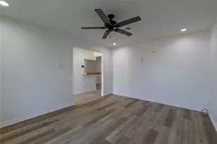 11810 Fieldcrest Dr, La Porte, TX 77571 - Photo 3