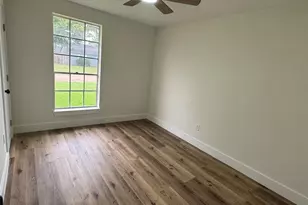826 Deercrest St, Channelview, TX 77530 - Photo 9