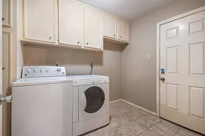 1806 McGinnis Drive, Pearland, TX 77581 - Photo 9