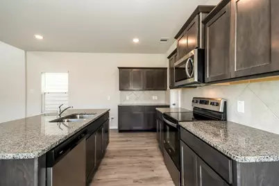 15239 Estrella West, Houston, TX 77073 - Photo 3