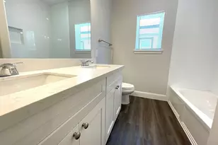 9325 Camay Dr, Houston, TX 77016 - Photo 9