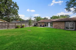 2019 Spillers Ln, Houston, TX 77043 - Photo 21