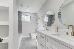 5634 Cerritos Dr, Houston, TX 77035 - Photo 23