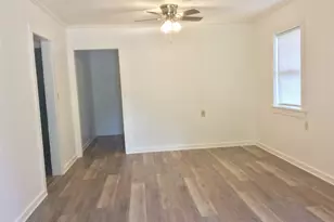 406 N Broadway St, Caldwell, TX 77836 - Photo 3