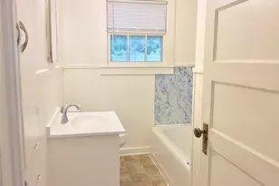 406 N Broadway St, Caldwell, TX 77836 - Photo 9