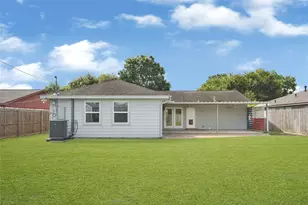 9927 Southport Dr, Houston, TX 77089 - Photo 23