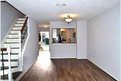 2810 Grants Lake Boulevard #1204, Sugar Land, TX 77479 - Photo 3