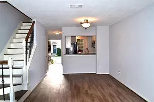 2810 Grants Lake Blvd, Sugar Land, TX 77479 - Photo 3