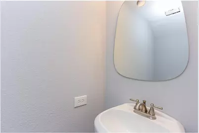 2810 Grants Lake Boulevard #1204, Sugar Land, TX 77479 - Photo 5
