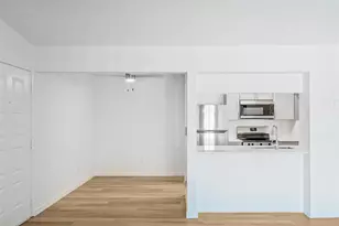 4600 West Pioneer Dr, Irving, TX 75061 - Photo 11