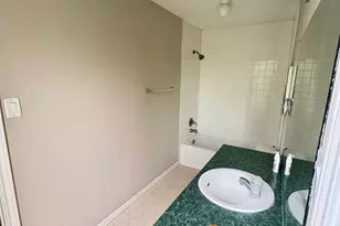 2117 Whittier Dr, Houston, TX 77032 - Photo 11