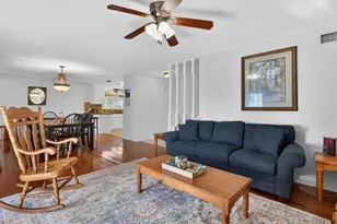 3213 Kleinmann Ave, Galveston, TX 77551 - Photo 11