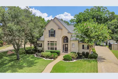 208 River Oaks Drive, Lake Jackson, TX 77566 - Photo 31