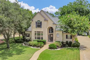 208 River Oaks Dr, Lake Jackson, TX 77566 - Photo 31
