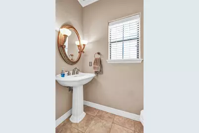 208 River Oaks Drive, Lake Jackson, TX 77566 - Photo 23
