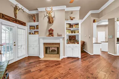 208 River Oaks Drive, Lake Jackson, TX 77566 - Photo 17