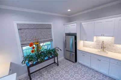 10614 Moonlight Drive, Houston, TX 77096 - Photo 15