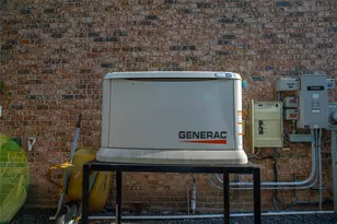 10614 Moonlight Dr, Houston, TX 77096 - Photo 25