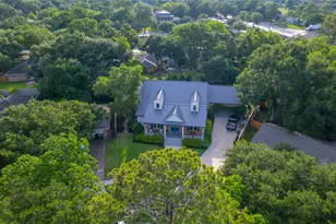 10614 Moonlight Dr, Houston, TX 77096 - Photo 5