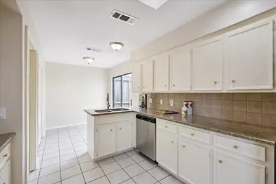 8018 Cobblefield Lane, Houston, TX 77071 - Photo 3