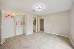 8018 Cobblefield Ln, Houston, TX 77071 - Photo 13