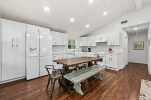 21 Red Bird Ln, Coldspring, TX 77331 - Photo 9