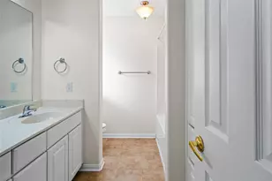 2224 Shady Tree Ln, Conroe, TX 77301 - Photo 19