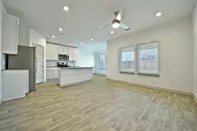 7923 Suffolk Valley Lane, Rosharon, TX 77583 - Photo 3